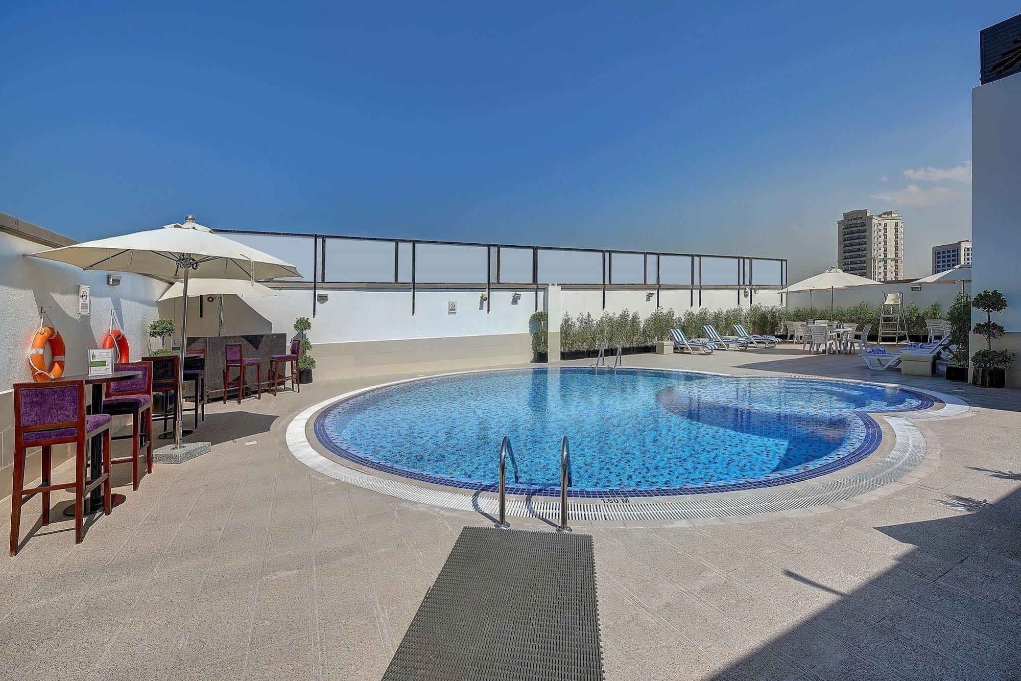Raintree Rolla Hotel Dubai Exterior foto